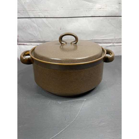 Mid Century 2 Qt Handled Brown Round Covered Casserole Georges Briard with Lid - Picture 1 of 12
